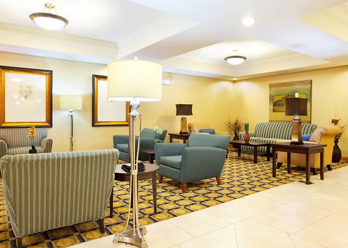 Express & Chicago South By Ihg Hotel Lansing