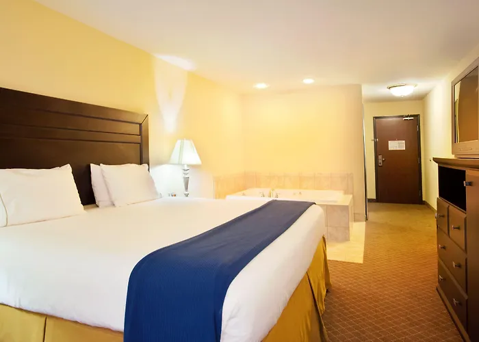 Hotel Express & Chicago South By Ihg