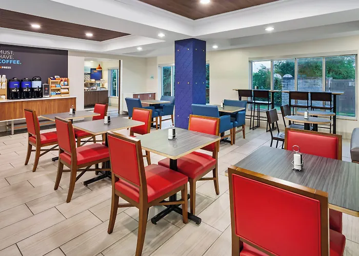 Express & Chicago South By Ihg