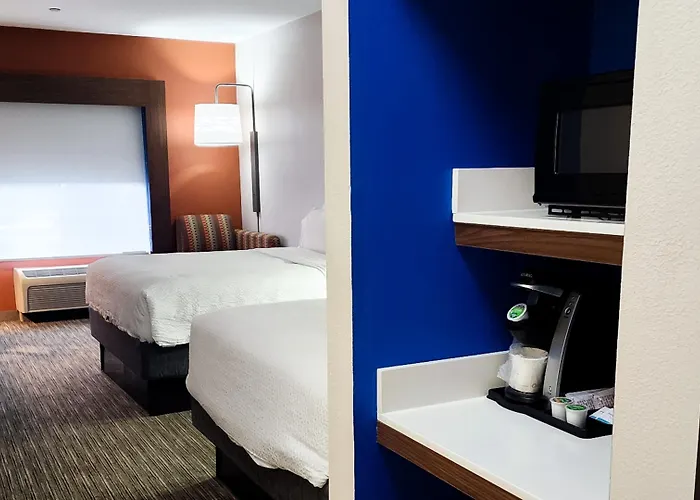 Hotel Express & Chicago South By Ihg 2*