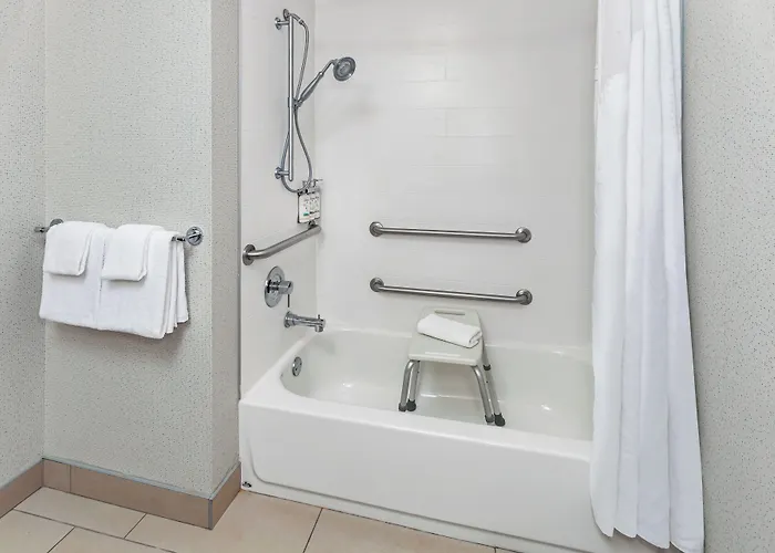 Hotel Express & Chicago South By Ihg 2*