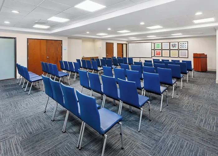 Hotel Express & Chicago South By Ihg 2*