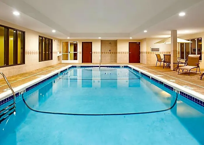Hotel Express & Chicago South By Ihg