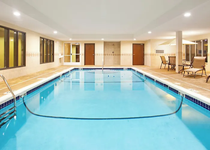 Hotel Express & Chicago South By Ihg 2*
